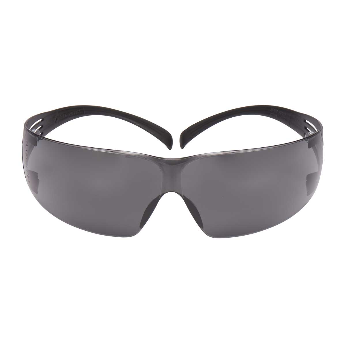 3M SecureFit SF202AF öryggisgleraugu með dökku gleri — framan frá