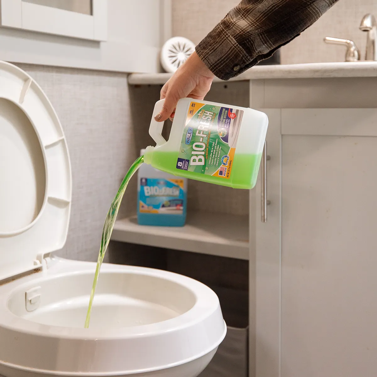Bio-Fresh í ferðasal. Alpine Fresh 946ml - Image 3
