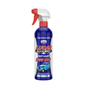 Lucas Oil Slick Mist Speed Wax í blárri úðaflösku með rauðum og hvítum úðahaus.